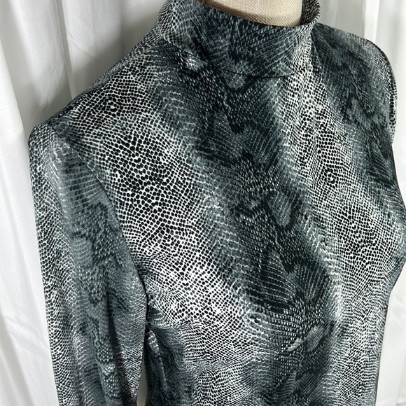 Olivia Rae L/M Snakeskin Crop Top - Picture 3 of 12